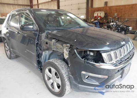 2018 Jeep Compass Latitude 4X4 from USA, damaged, VIN 3C4NJDBB8JT179272